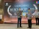 Prof. Dr. Hariyono, M.Pd. saat terima penghargaan sebagai badan publik yang ramah disabilitas
