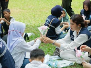 Manfaat Kegiatan Volunteering Saat Menjadi Mahasiswa